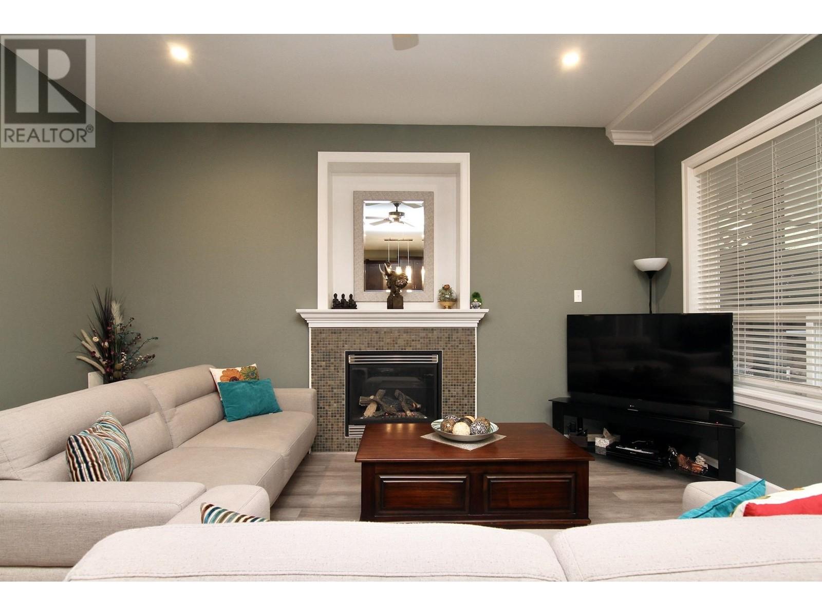 24222 104 Avenue, Maple Ridge, British Columbia V2W 0E4 - Photo 10 - R2959045