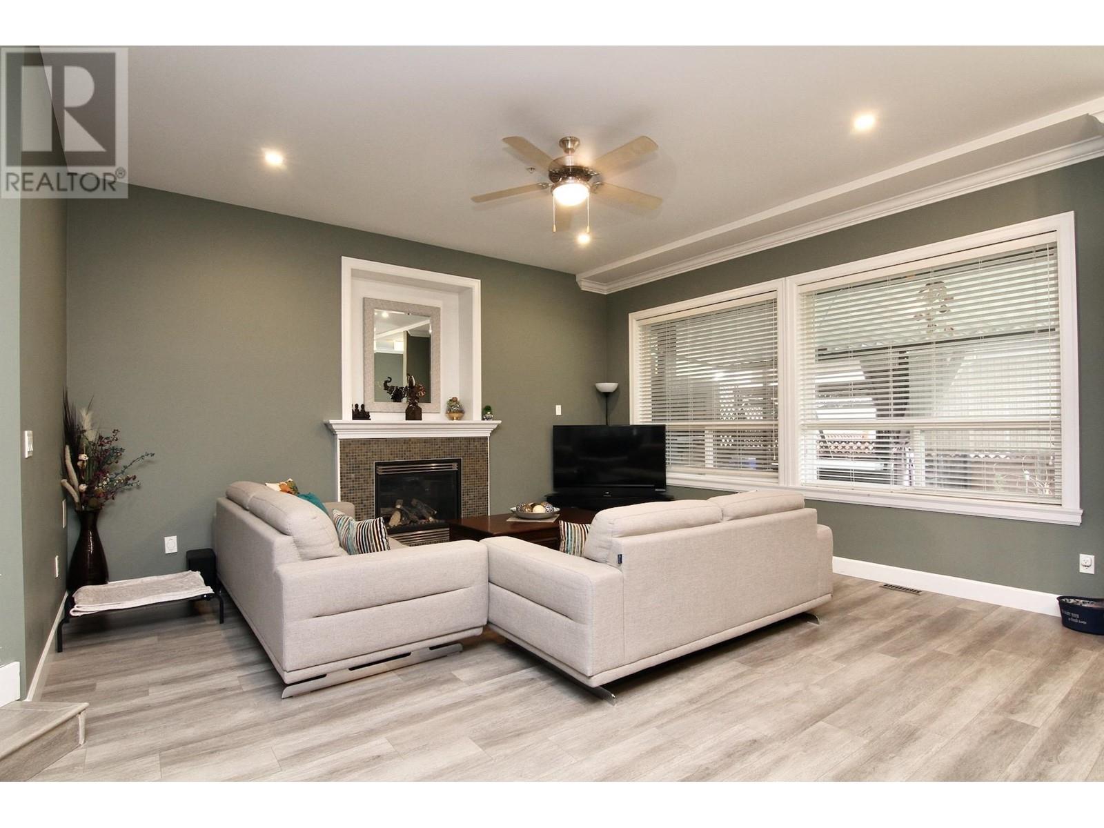24222 104 Avenue, Maple Ridge, British Columbia V2W 0E4 - Photo 8 - R2959045