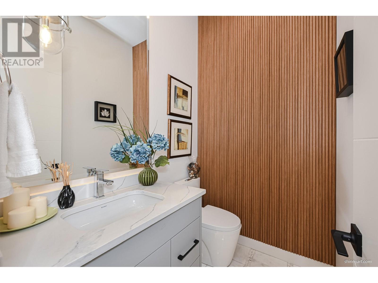 1510 Macgowan Avenue, North Vancouver, British Columbia  V7P 1N4 - Photo 6 - R2959053