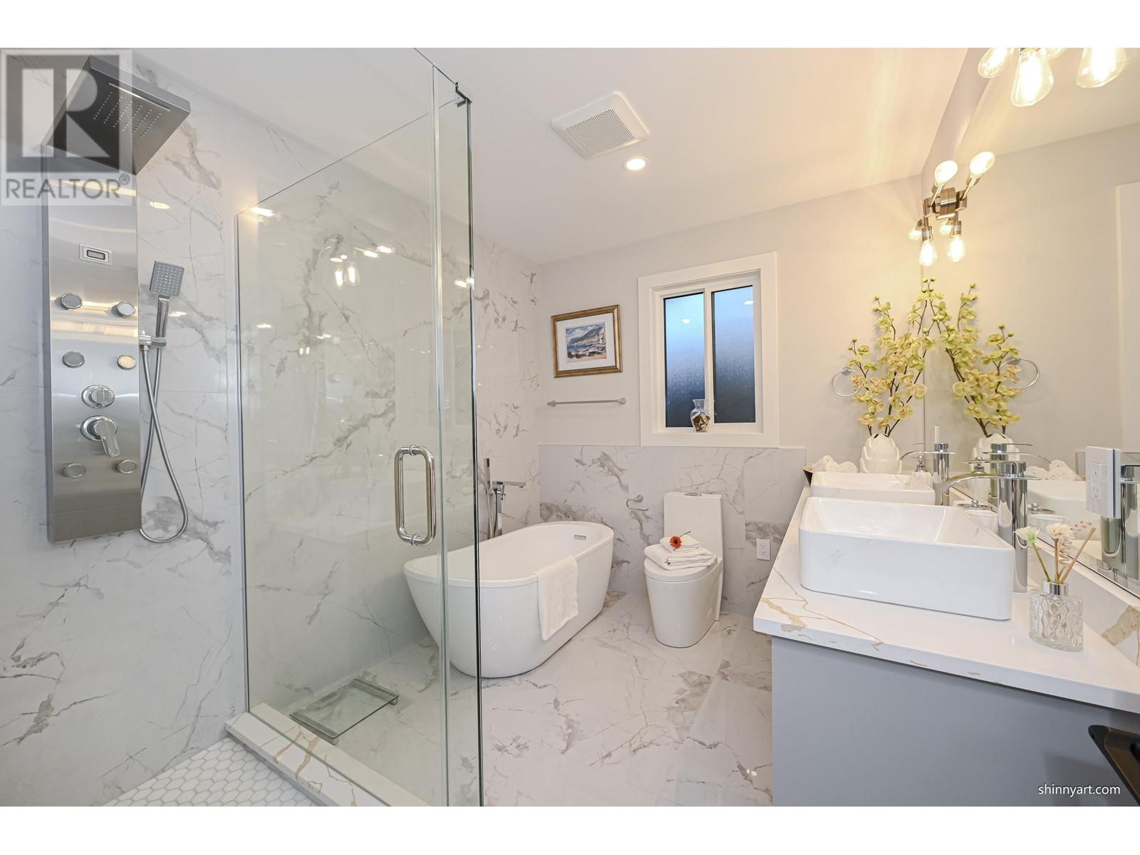 1510 Macgowan Avenue, North Vancouver, British Columbia  V7P 1N4 - Photo 18 - R2959053