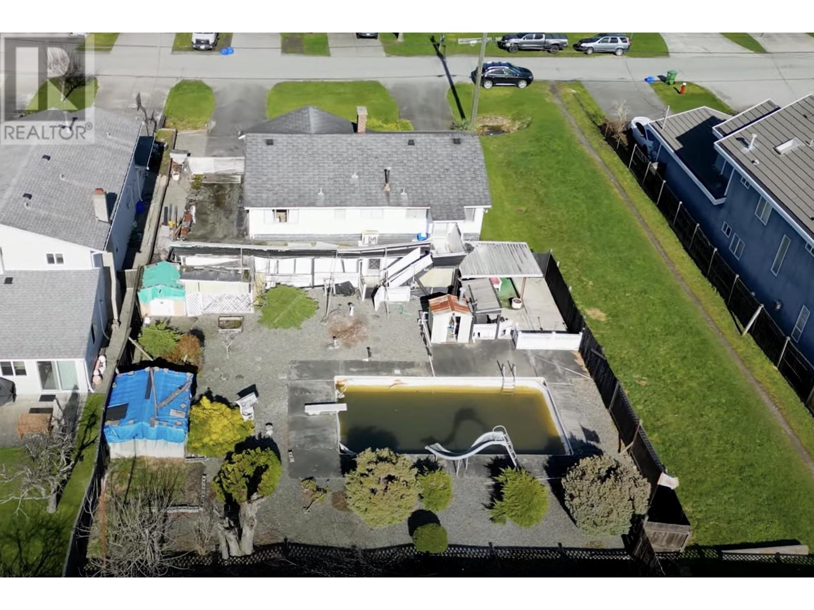 Listing Picture 2 of 5 : 3220 GARRY STREET, Richmond / 烈治文 - 魯藝地產 Yvonne Lu Group - MLS Medallion Club Member