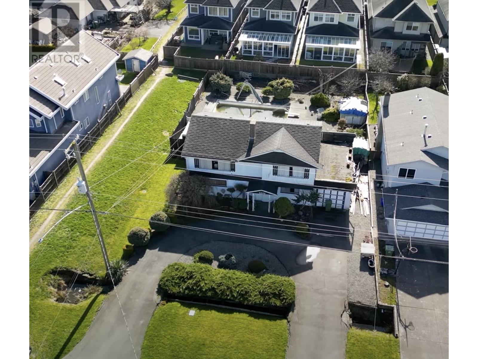 Listing Picture 3 of 5 : 3220 GARRY STREET, Richmond / 烈治文 - 魯藝地產 Yvonne Lu Group - MLS Medallion Club Member