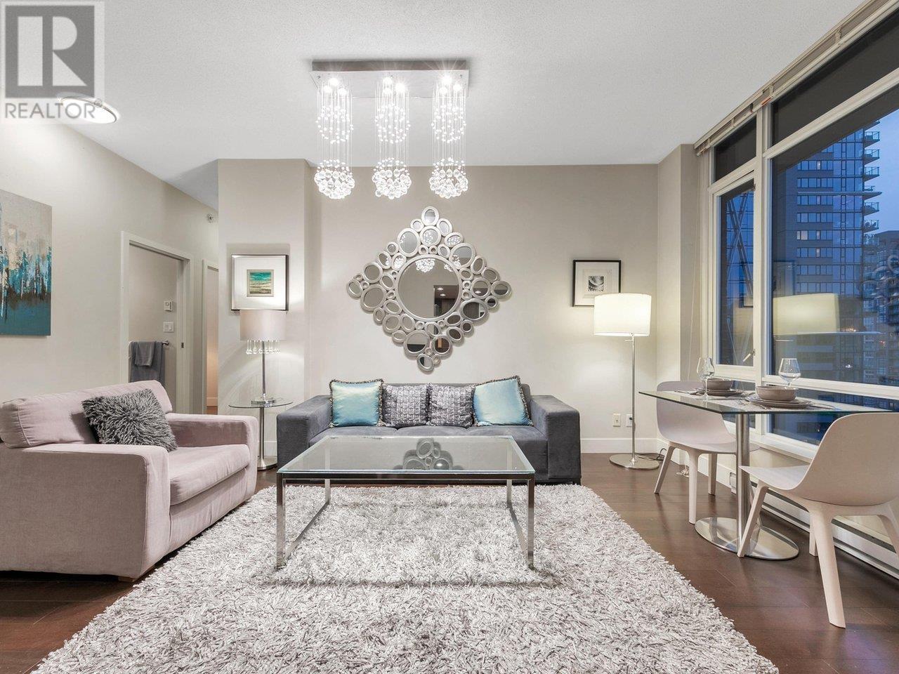 PH4 1088 RICHARDS STREET, vancouver, British Columbia