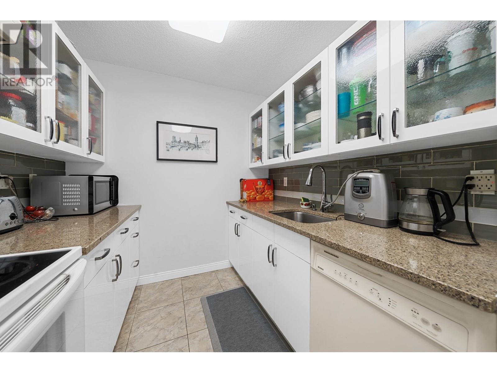312 10160 Ryan Road, Richmond, British Columbia  V7A 4P9 - Photo 2 - R2959226