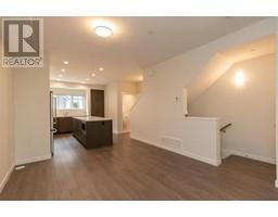 28 19451 SUTTON AVENUE