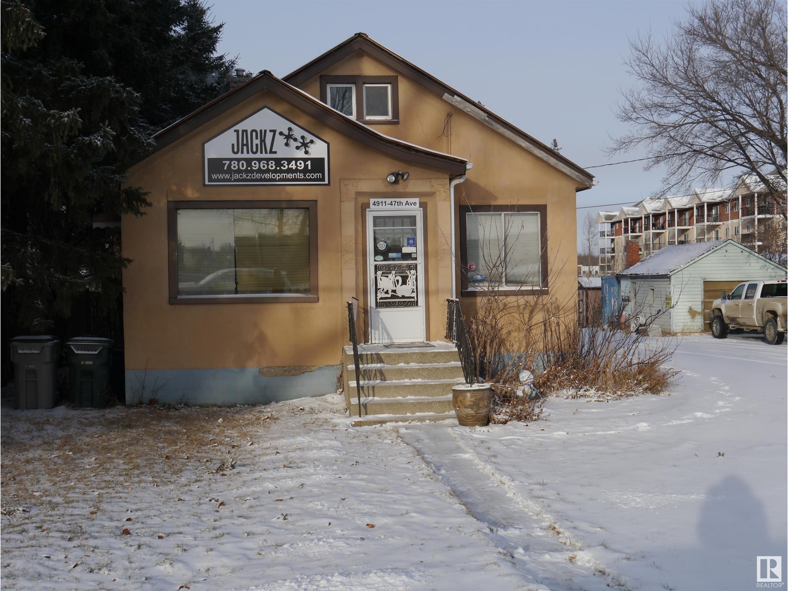 4907 & 4911 47th Av, Stony Plain, Alberta  T7Z 1L7 - Photo 2 - E4418841