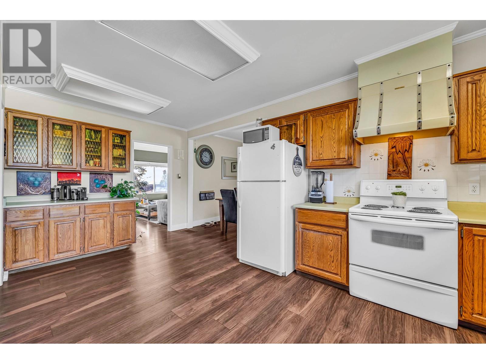 420 Lyon Place, North Vancouver, British Columbia  V7L 1Y5 - Photo 14 - R2959151