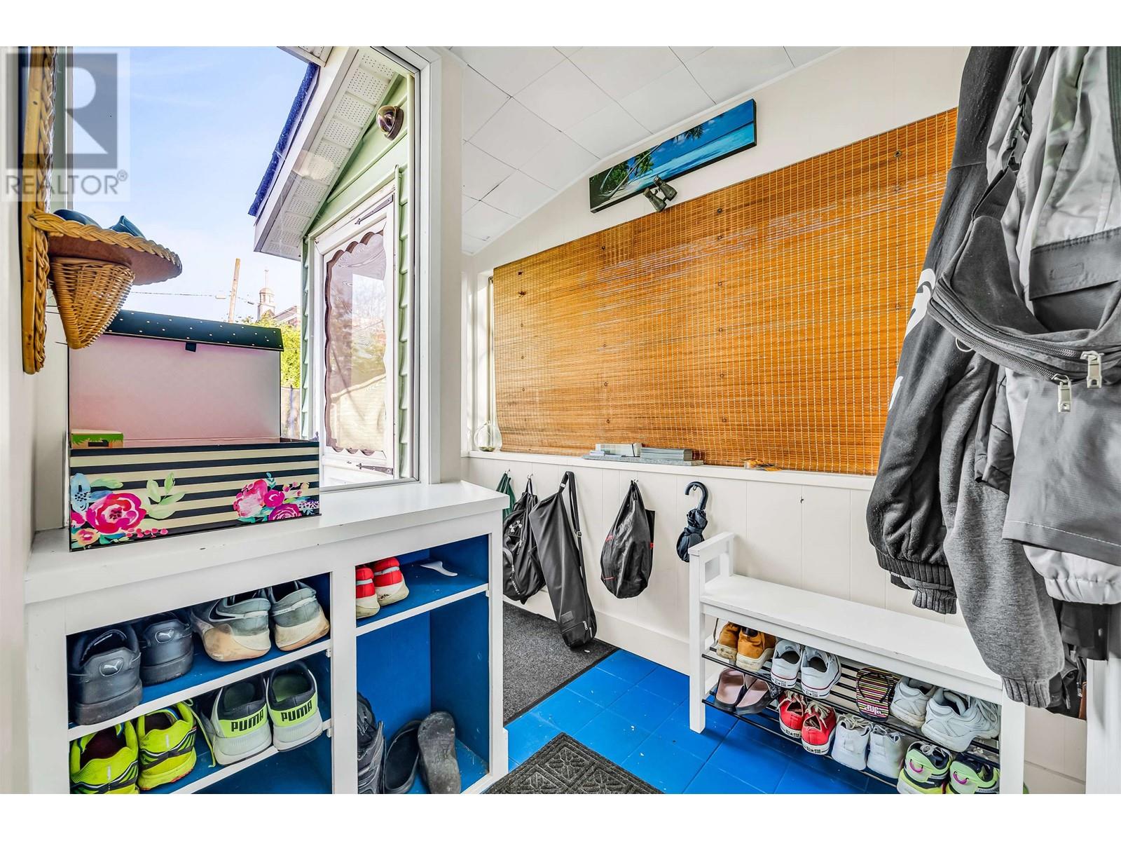 420 Lyon Place, North Vancouver, British Columbia  V7L 1Y5 - Photo 25 - R2959151