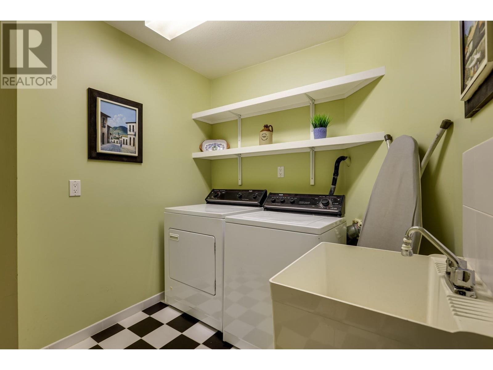 69 Timbercrest Drive, Port Moody, British Columbia  V3H 4T1 - Photo 34 - R2957493