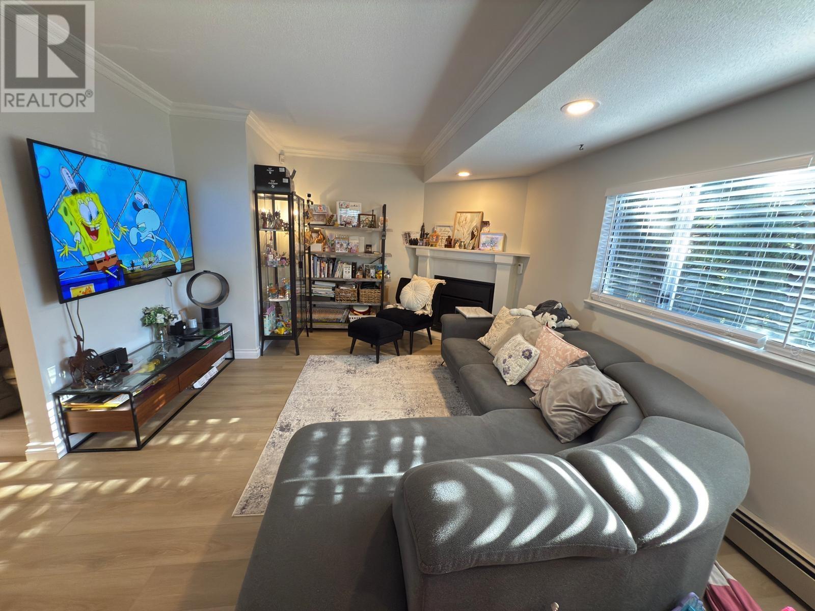 Listing Picture 8 of 27 : 17 8700 BENNETT ROAD, Richmond / 烈治文 - 魯藝地產 Yvonne Lu Group - MLS Medallion Club Member