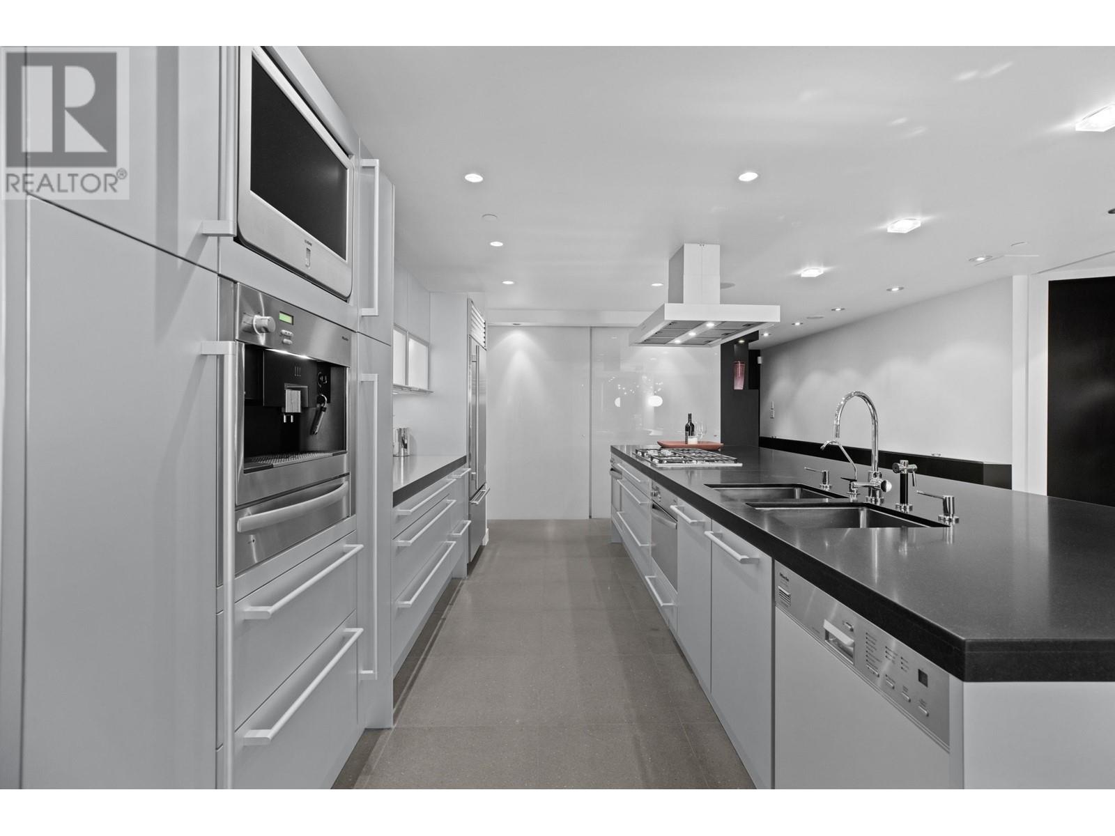 Listing Picture 16 of 40 : 2903 1077 W CORDOVA STREET, Vancouver / 溫哥華 - 魯藝地產 Yvonne Lu Group - MLS Medallion Club Member