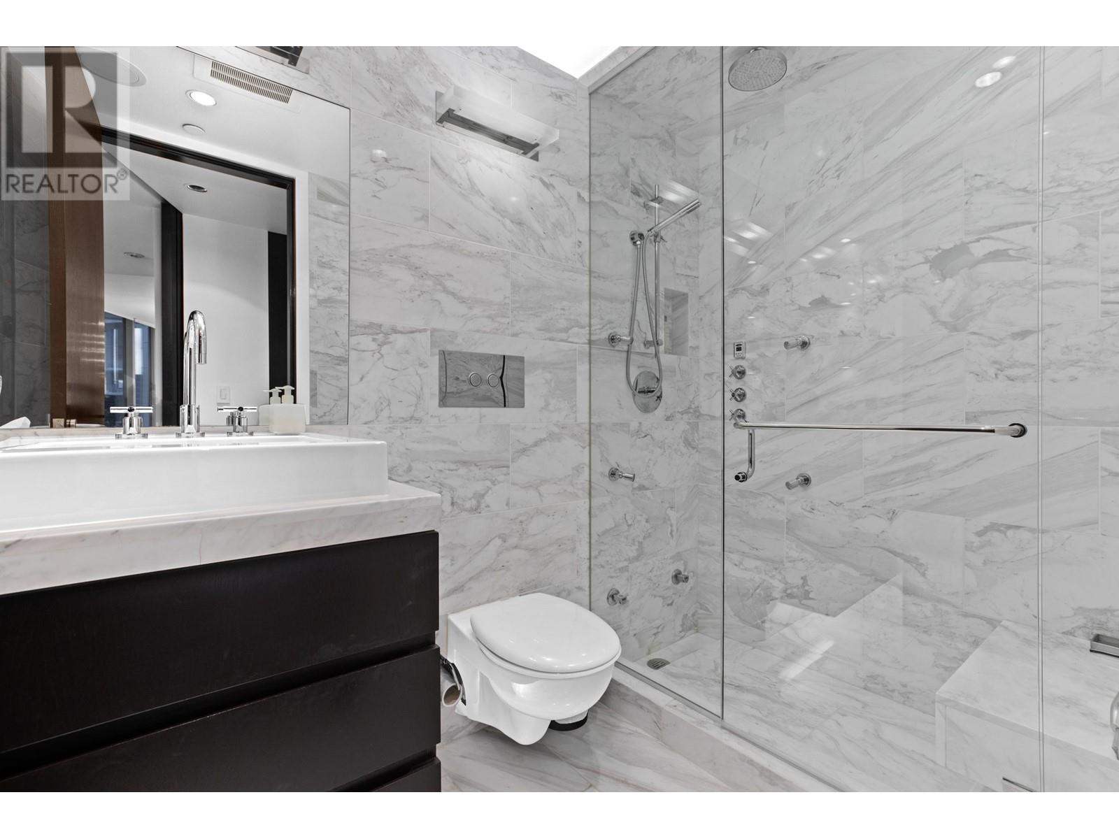 Listing Picture 27 of 40 : 2903 1077 W CORDOVA STREET, Vancouver / 溫哥華 - 魯藝地產 Yvonne Lu Group - MLS Medallion Club Member