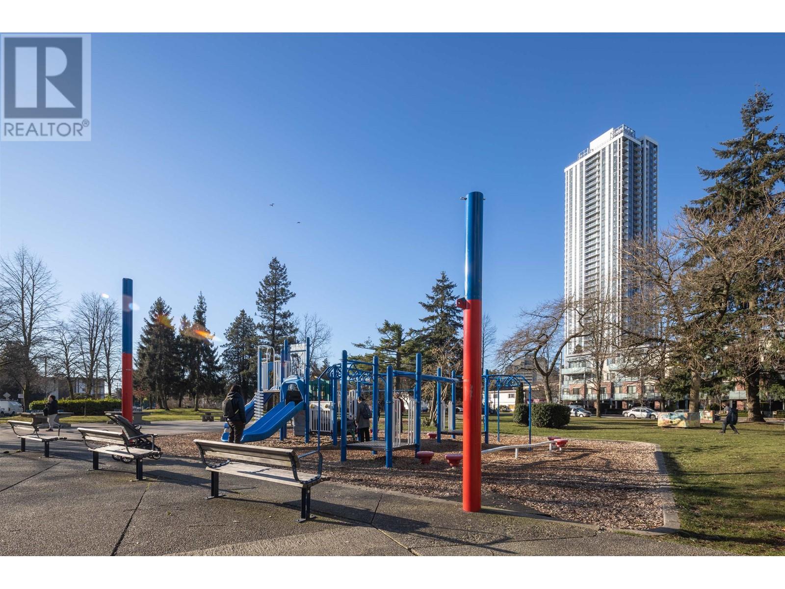 Listing Picture 18 of 18 : 510 6463 SILVER AVENUE, Burnaby / 本拿比 - 魯藝地產 Yvonne Lu Group - MLS Medallion Club Member