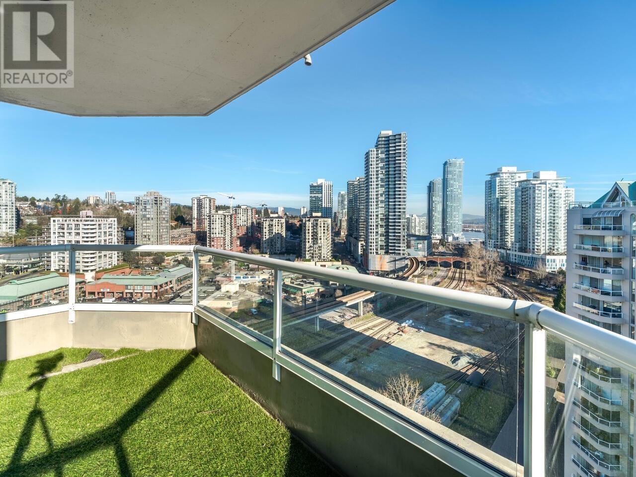 1701 1135 Quayside Drive, New Westminster, British Columbia V3M 6J4 - Photo 19 - R2959367