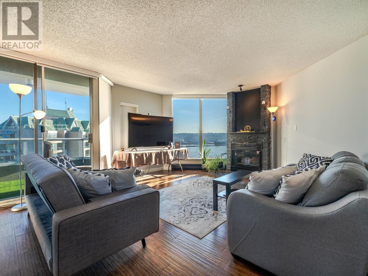 1701 1135 Quayside Drive, New Westminster, British Columbia V3M 6J4 - Photo 2 - R2959367