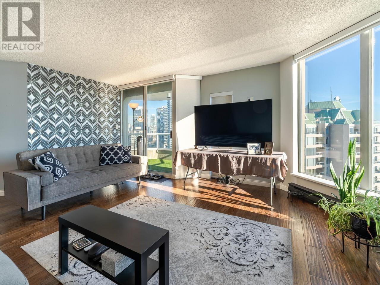 1701 1135 Quayside Drive, New Westminster, British Columbia V3M 6J4 - Photo 3 - R2959367
