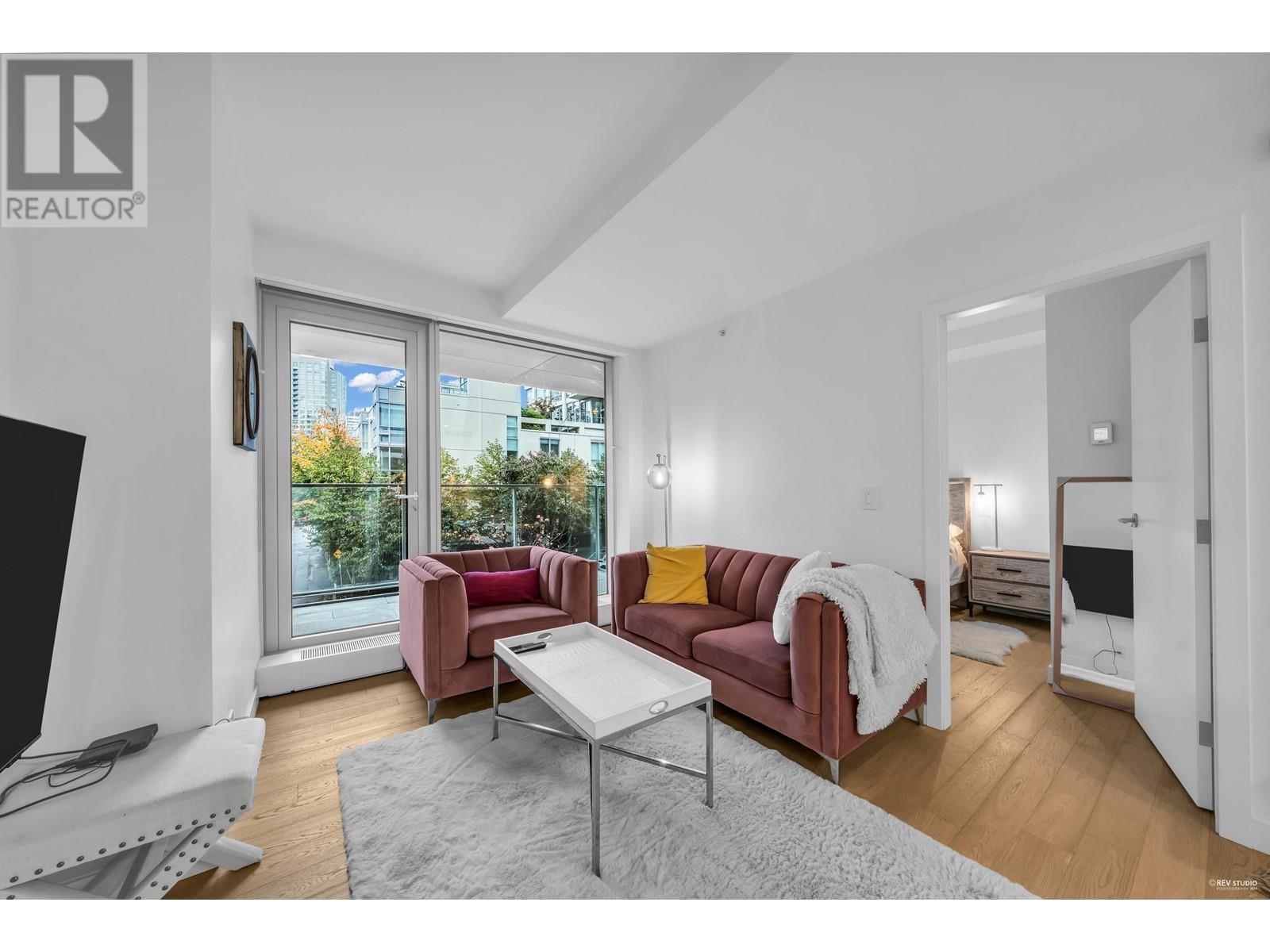 302 1480 Howe Street, Vancouver, British Columbia  V6Z 0G5 - Photo 5 - R2959369