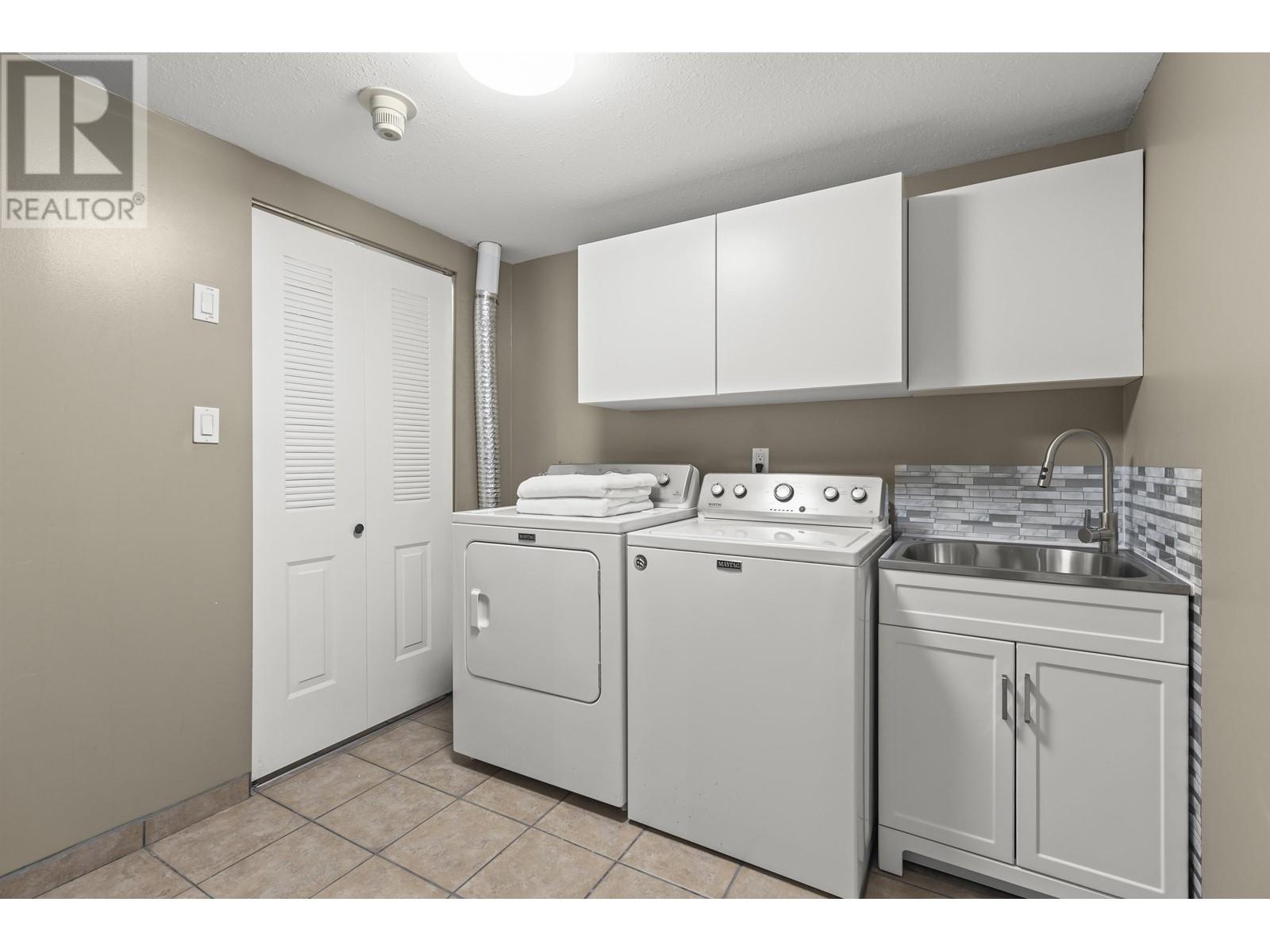 Listing Picture 26 of 40 : 1845 W 62 AVENUE, Vancouver / 溫哥華 - 魯藝地產 Yvonne Lu Group - MLS Medallion Club Member