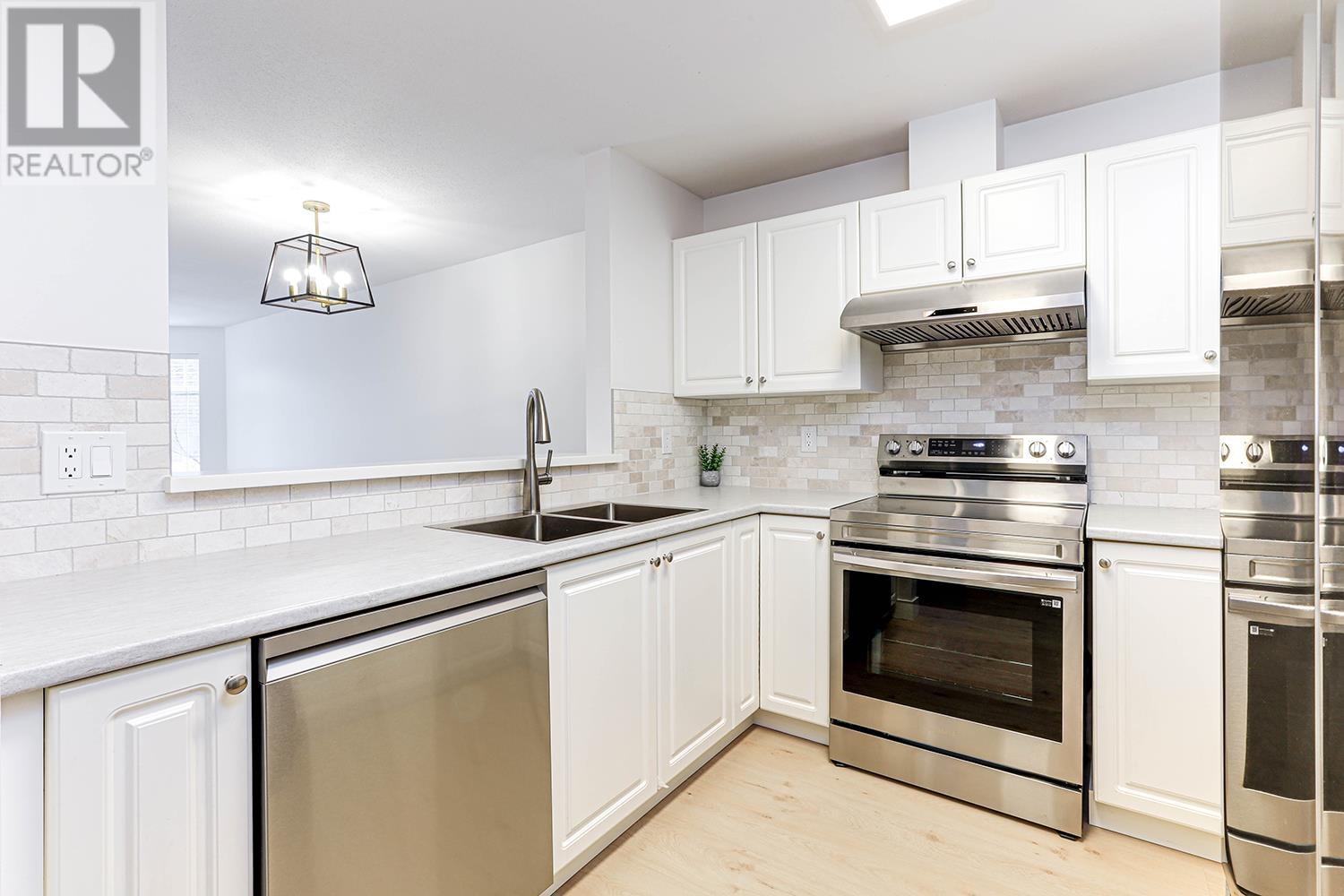 211 12207 224th Street, Maple Ridge, British Columbia V2X 6B9 - Photo 17 - R2957758