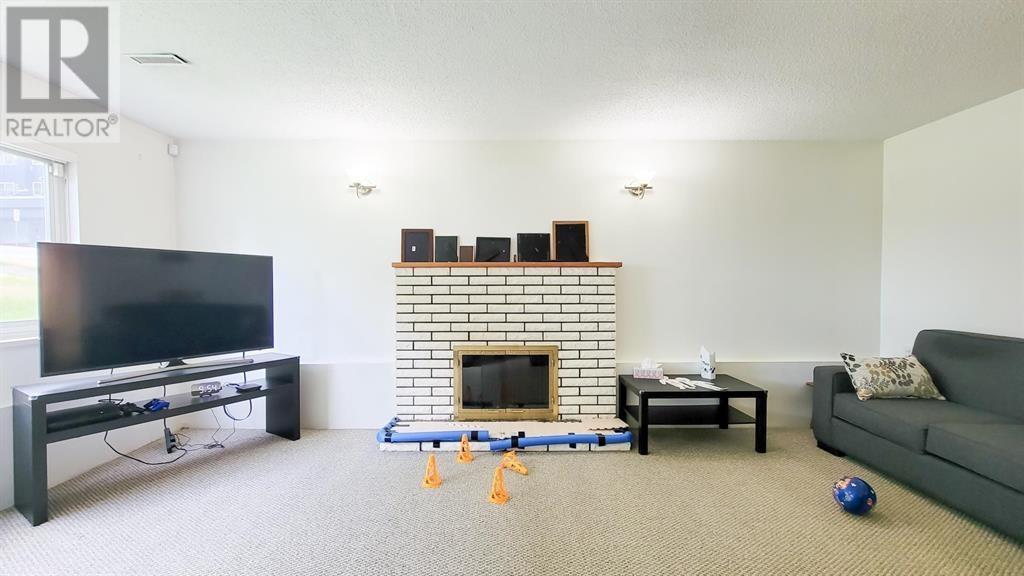 Property at 5182 CLINTON STREET image 3