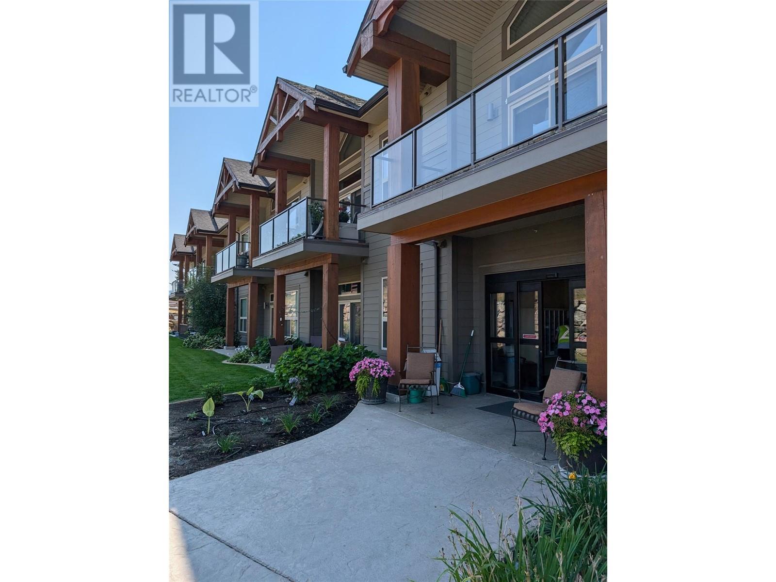 9100 Mackie Drive Unit# 104, coldstream, British Columbia