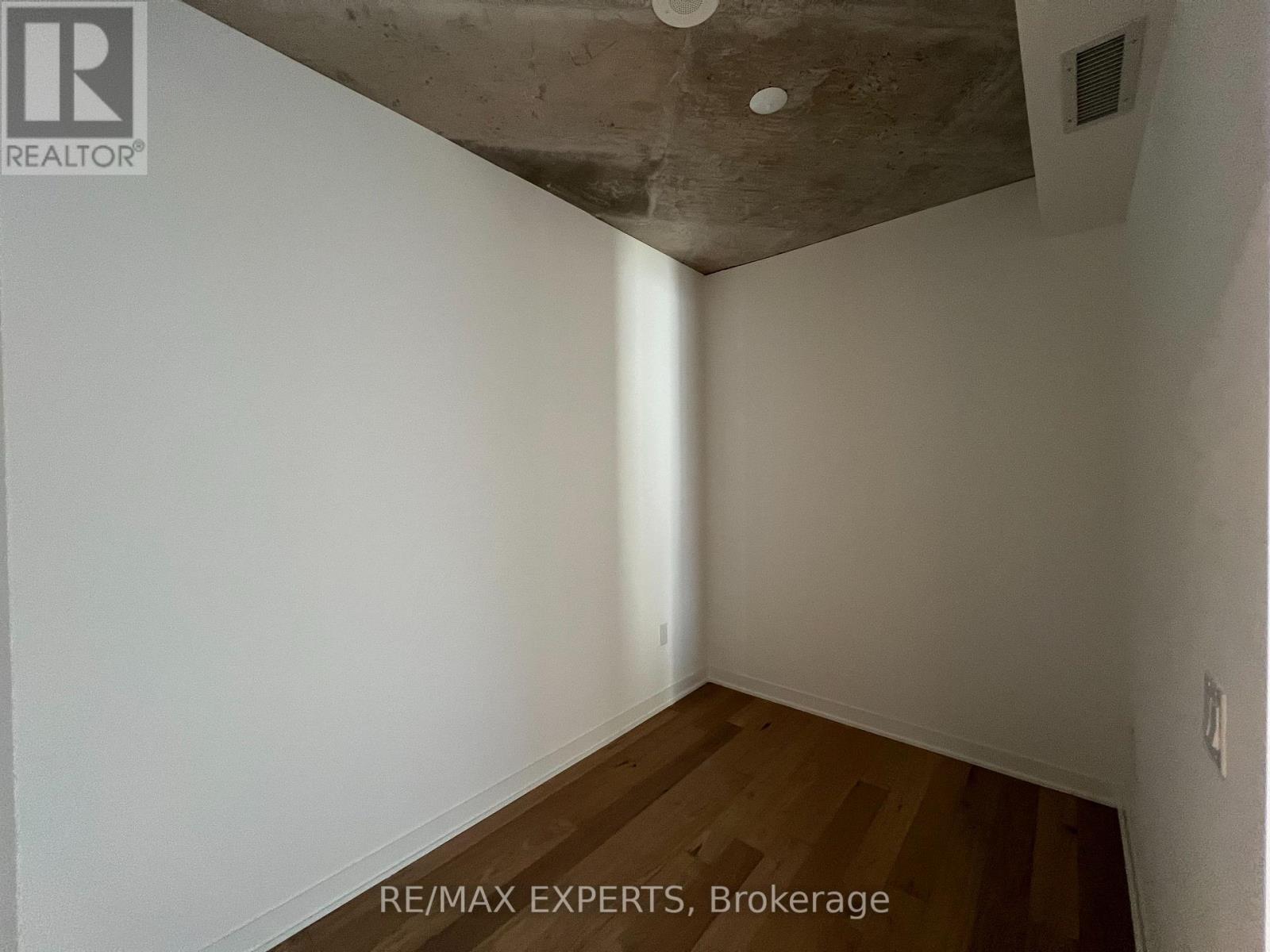 315 - 2625 Dundas Street W, Toronto, Ontario  M6P 1X9 - Photo 4 - W11936701