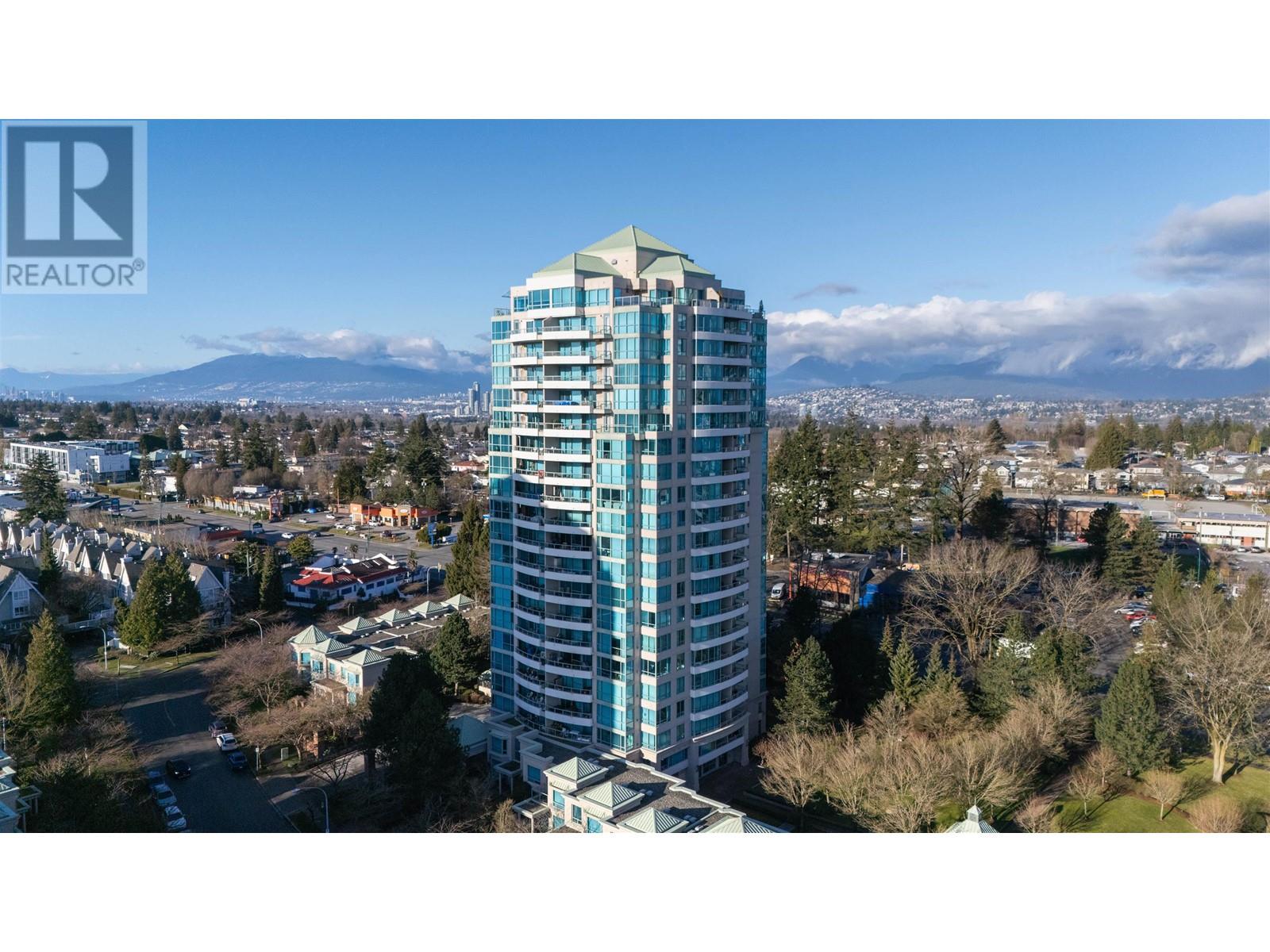 Listing Picture 18 of 20 : 103 6611 SOUTHOAKS COURT, Burnaby / 本拿比 - 魯藝地產 Yvonne Lu Group - MLS Medallion Club Member
