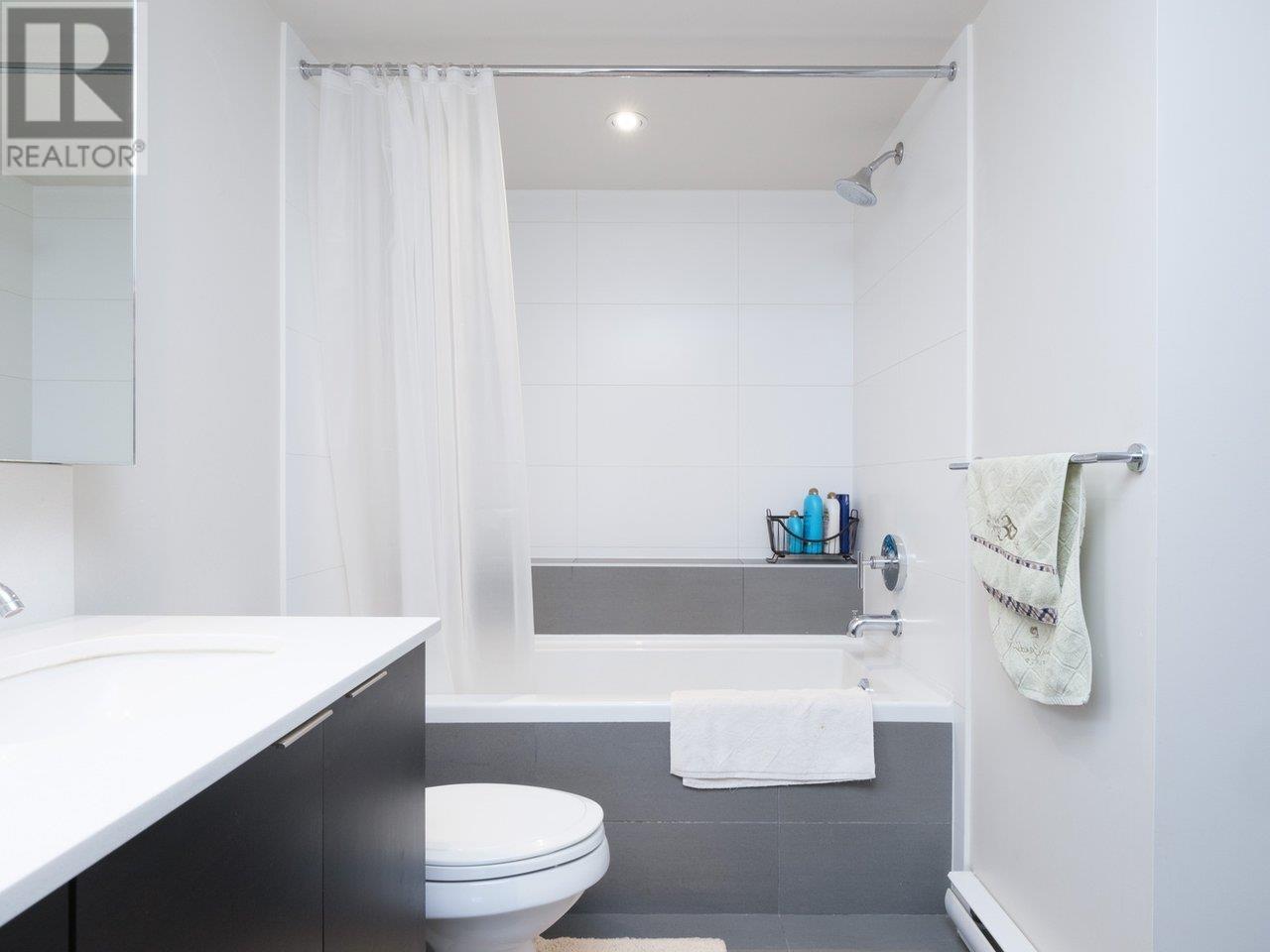 307 1677 Lloyd Avenue, North Vancouver, British Columbia  V7P 0B1 - Photo 14 - R2959405