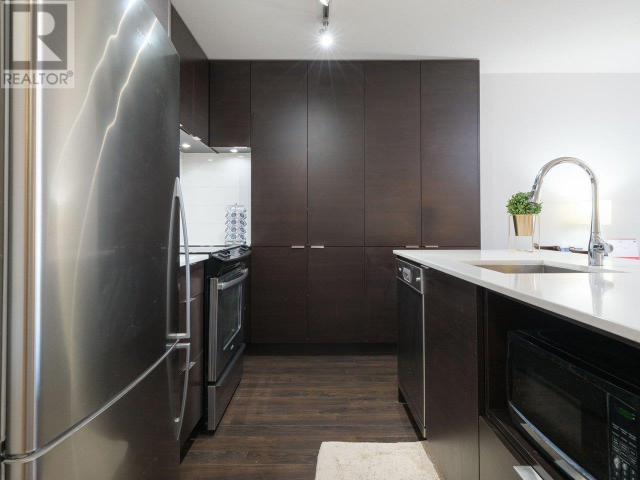 307 1677 Lloyd Avenue, North Vancouver, British Columbia  V7P 0B1 - Photo 4 - R2959405