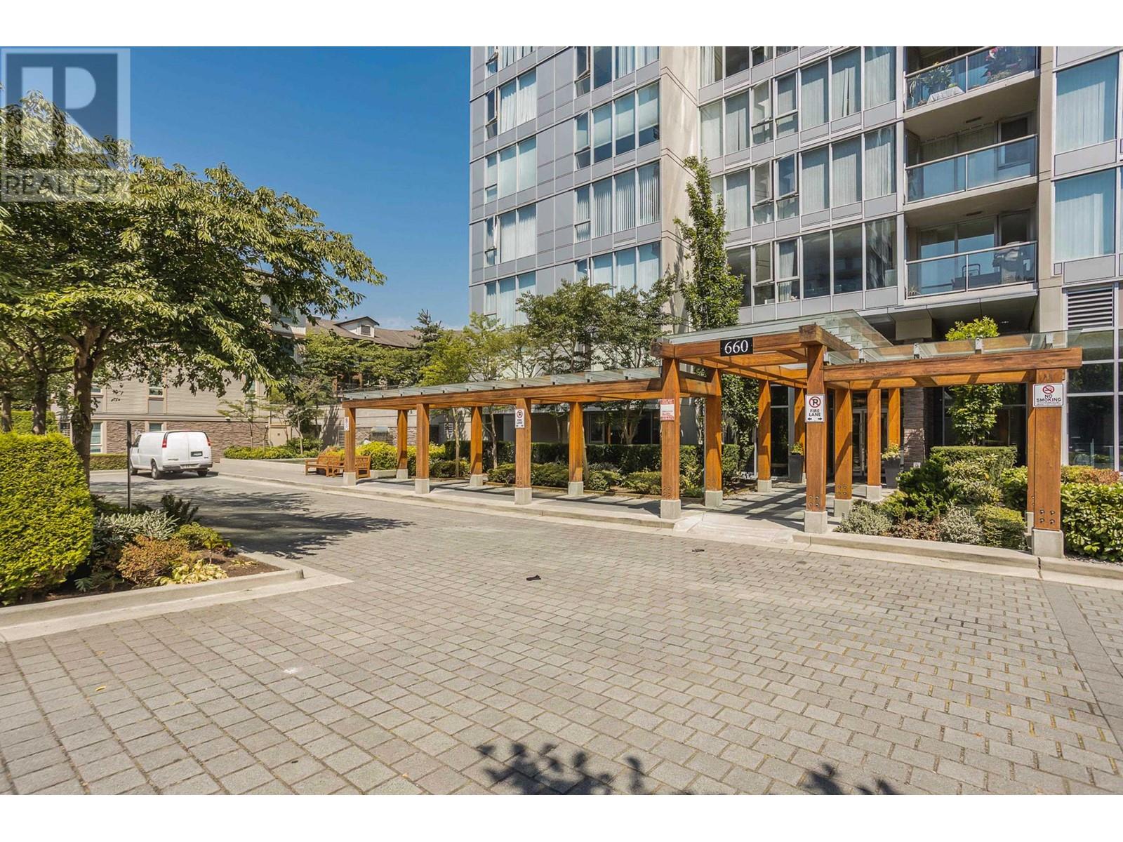 2003 660 Nootka Way, Port Moody, British Columbia  V3H 0B7 - Photo 3 - R2959414