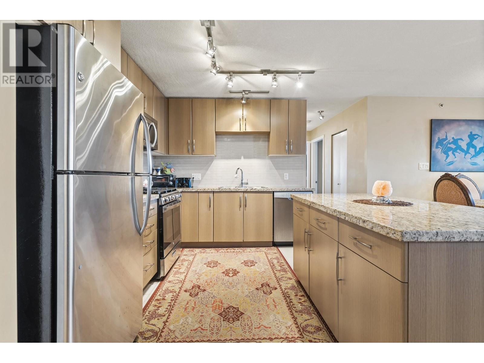 2003 660 Nootka Way, Port Moody, British Columbia  V3H 0B7 - Photo 8 - R2959414