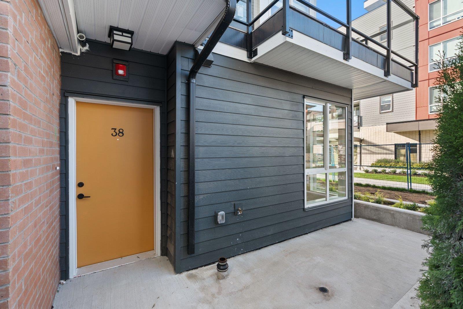 36 18855 72a Avenue, Surrey, British Columbia  V4N 6V6 - Photo 3 - R2959451
