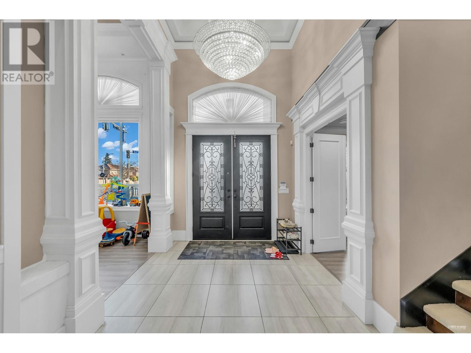 Listing Picture 8 of 35 : 5900 FRANCIS ROAD, Richmond / 烈治文 - 魯藝地產 Yvonne Lu Group - MLS Medallion Club Member
