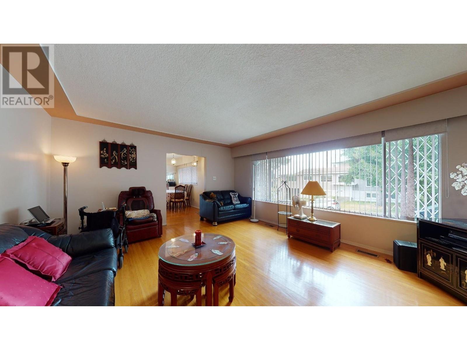 Listing Picture 4 of 32 : 7808 ROSS STREET, Vancouver / 溫哥華 - 魯藝地產 Yvonne Lu Group - MLS Medallion Club Member