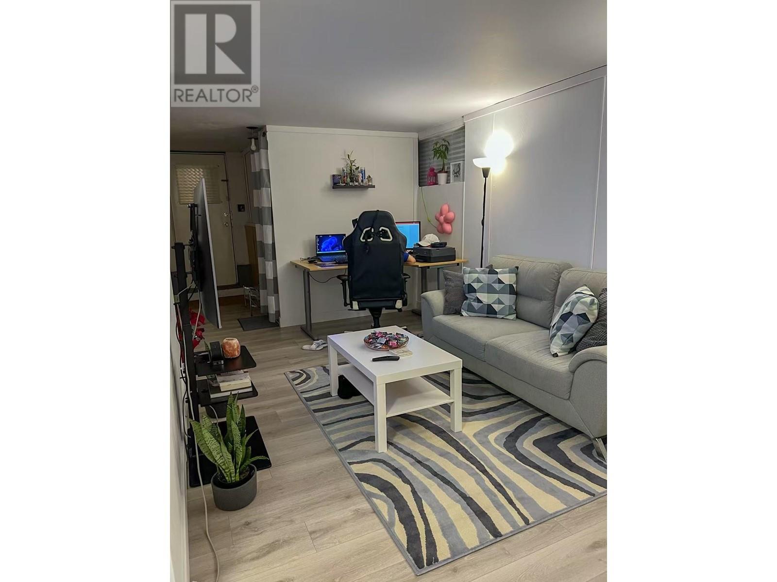 Listing Picture 17 of 32 : 7808 ROSS STREET, Vancouver / 溫哥華 - 魯藝地產 Yvonne Lu Group - MLS Medallion Club Member