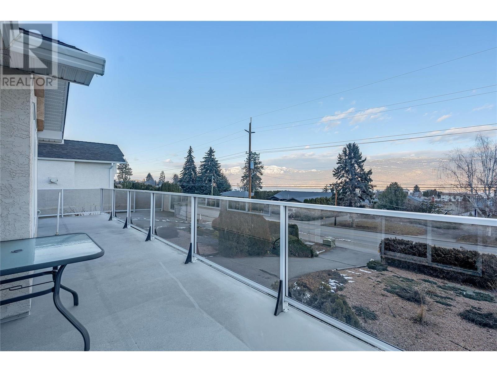 Property at 11006 Giants Head Road image 2