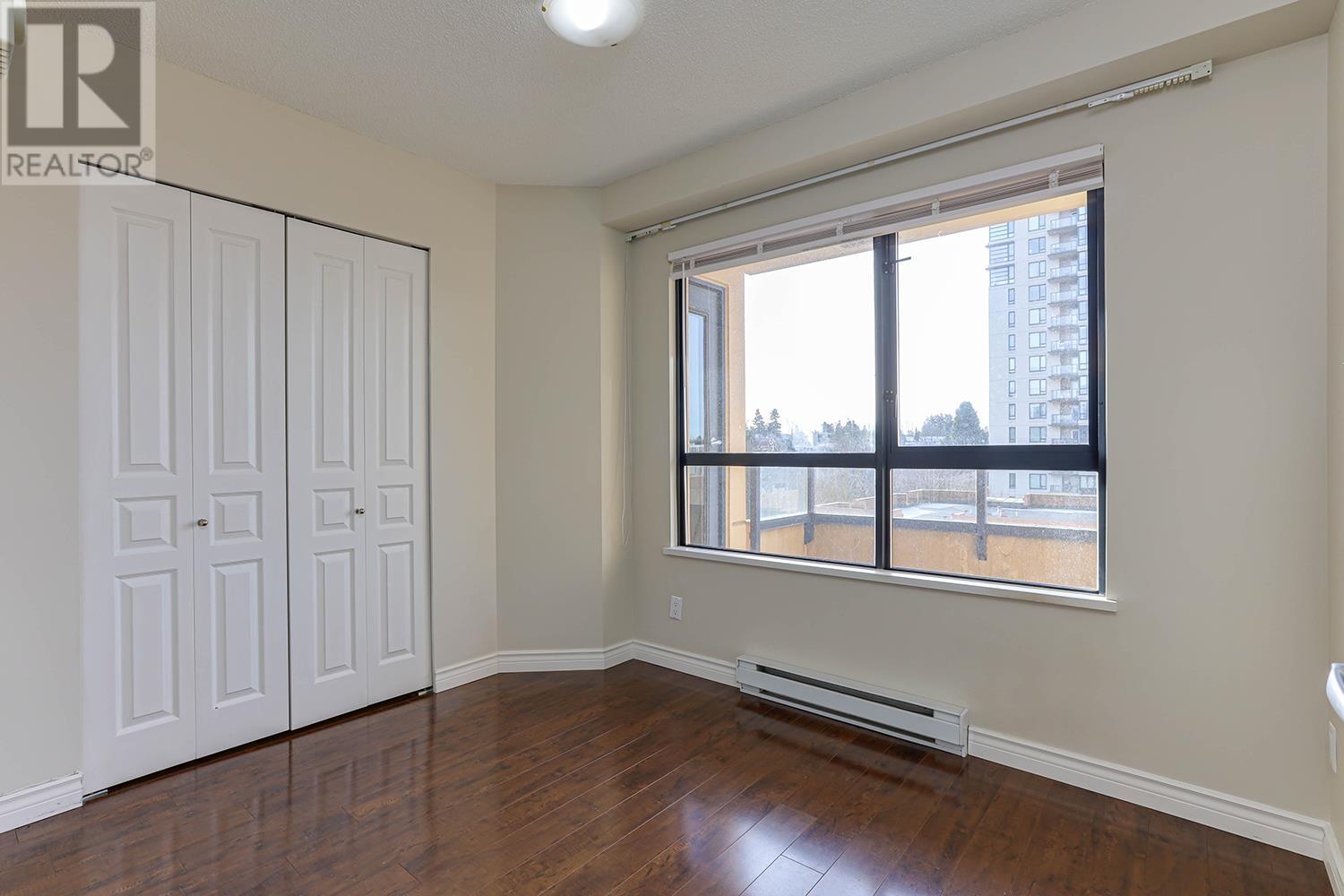 Listing Picture 19 of 25 : 617 3588 VANNESS AVENUE, Vancouver / 溫哥華 - 魯藝地產 Yvonne Lu Group - MLS Medallion Club Member