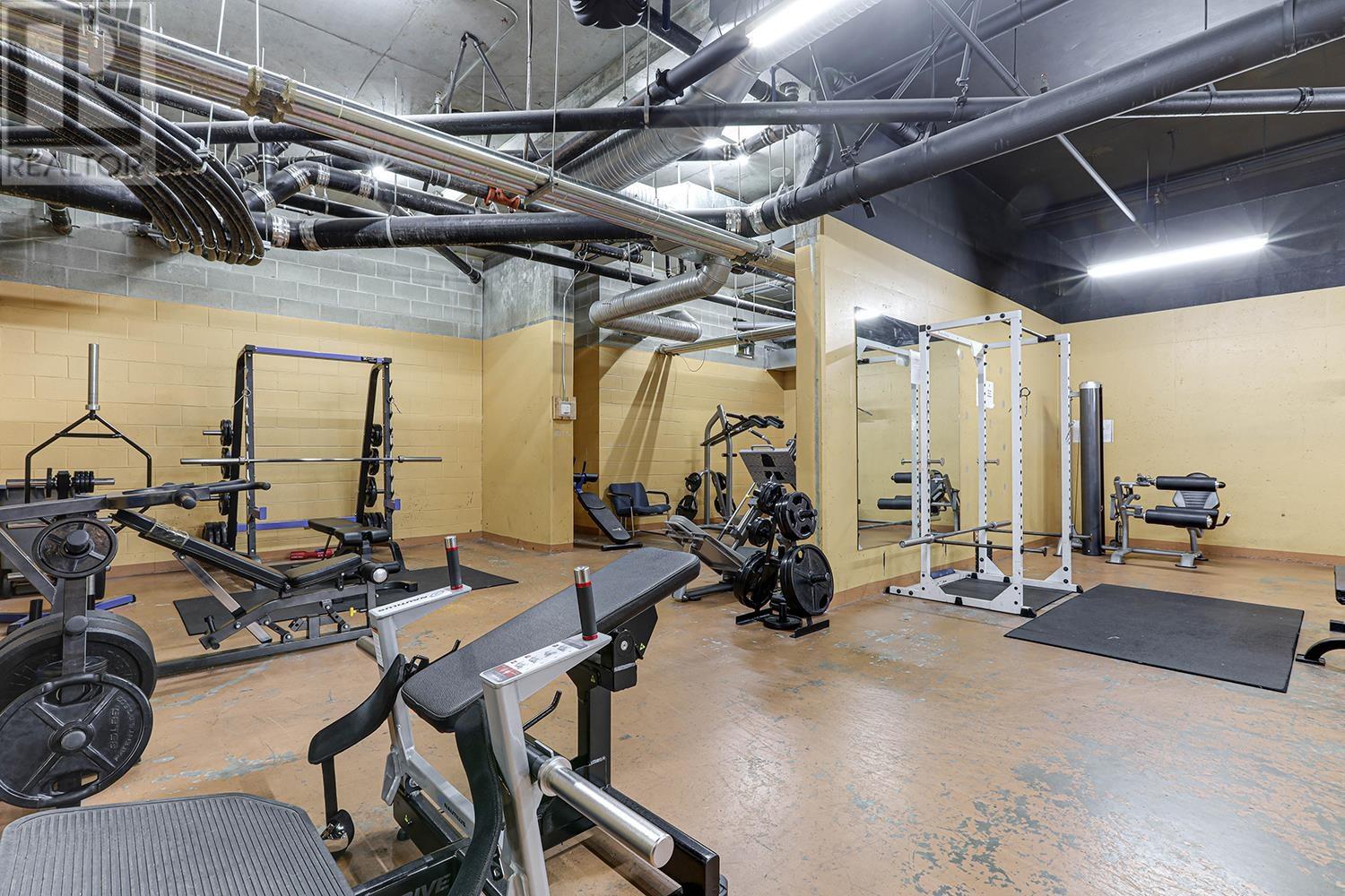 Listing Picture 24 of 25 : 617 3588 VANNESS AVENUE, Vancouver / 溫哥華 - 魯藝地產 Yvonne Lu Group - MLS Medallion Club Member