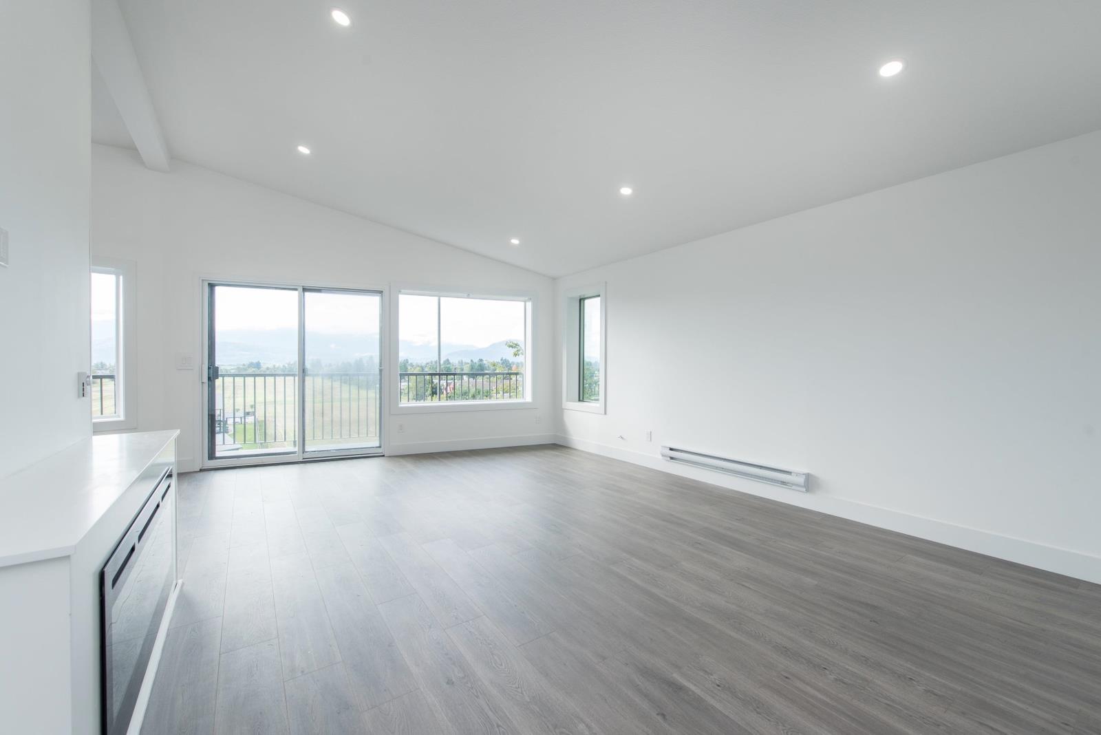 47005 Yale Road, Little Mountain, Chilliwack, British Columbia  V2P 2S6 - Photo 6 - R2954884
