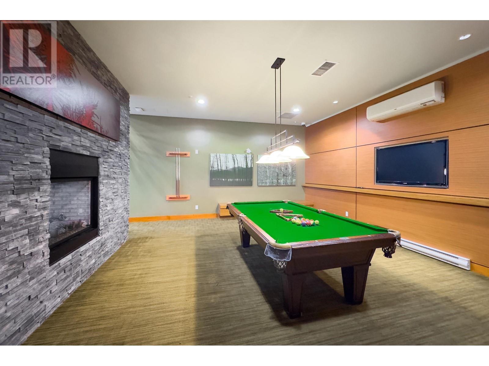 Listing Picture 30 of 39 : 407 7428 BYRNEPARK WALK, Burnaby / 本拿比 - 魯藝地產 Yvonne Lu Group - MLS Medallion Club Member