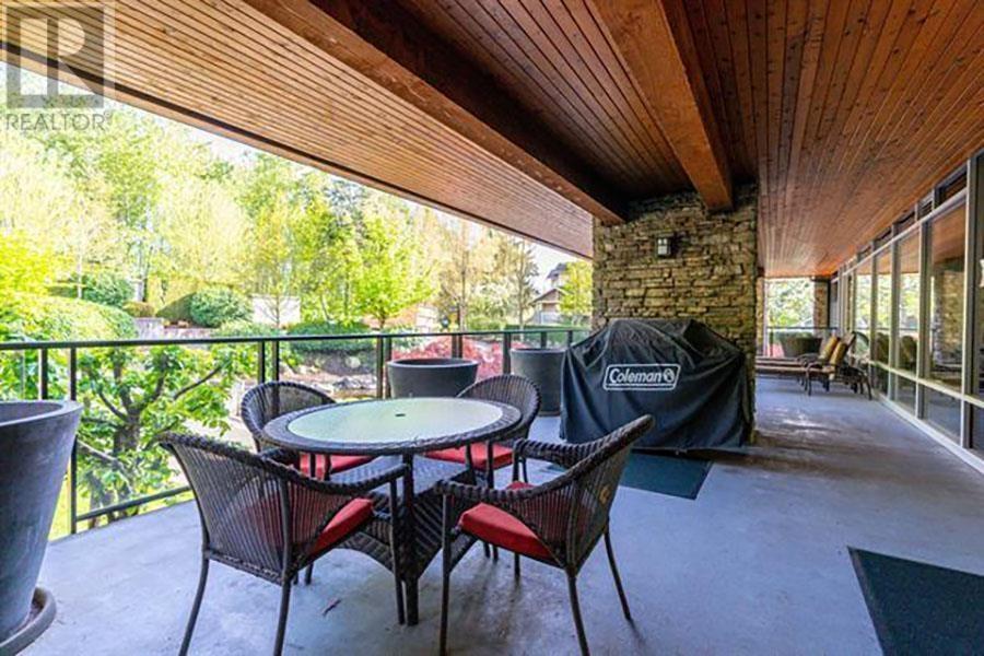 Listing Picture 32 of 39 : 407 7428 BYRNEPARK WALK, Burnaby / 本拿比 - 魯藝地產 Yvonne Lu Group - MLS Medallion Club Member