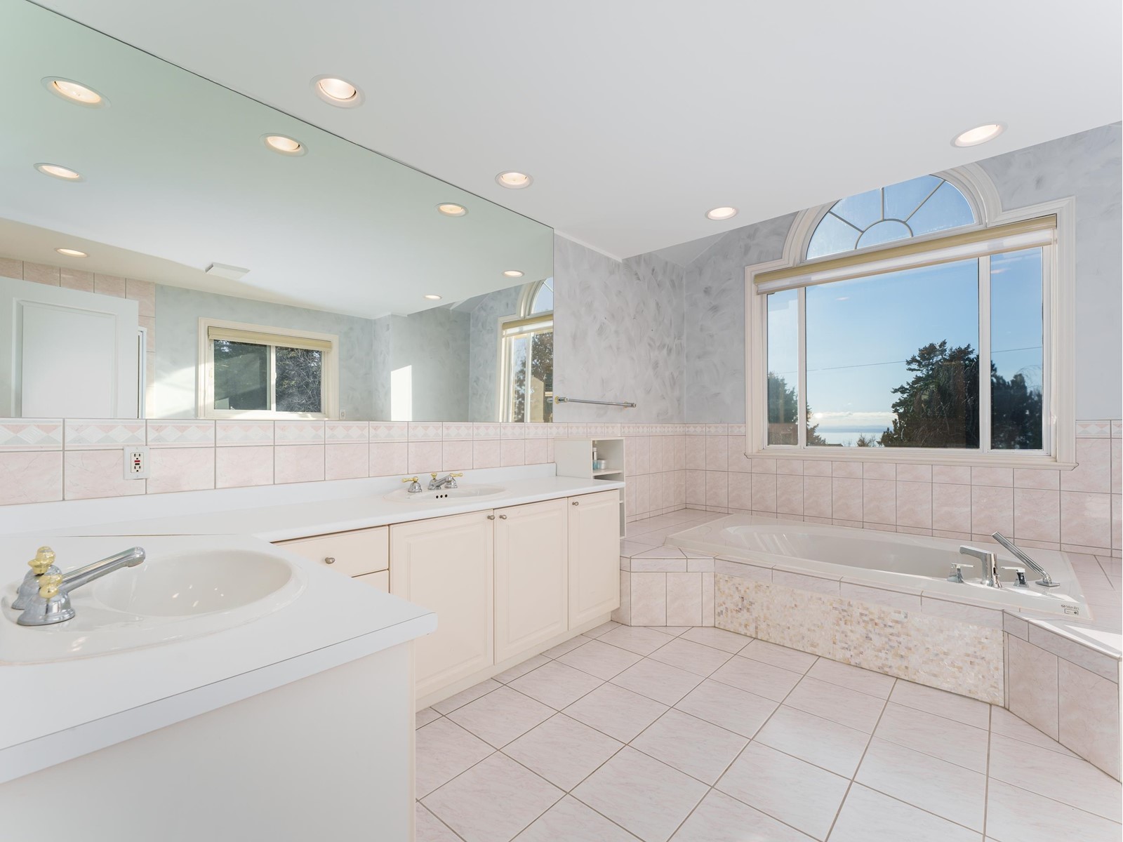 1768 Ocean Park Road, Surrey, British Columbia  V4A 3L9 - Photo 29 - R2959217