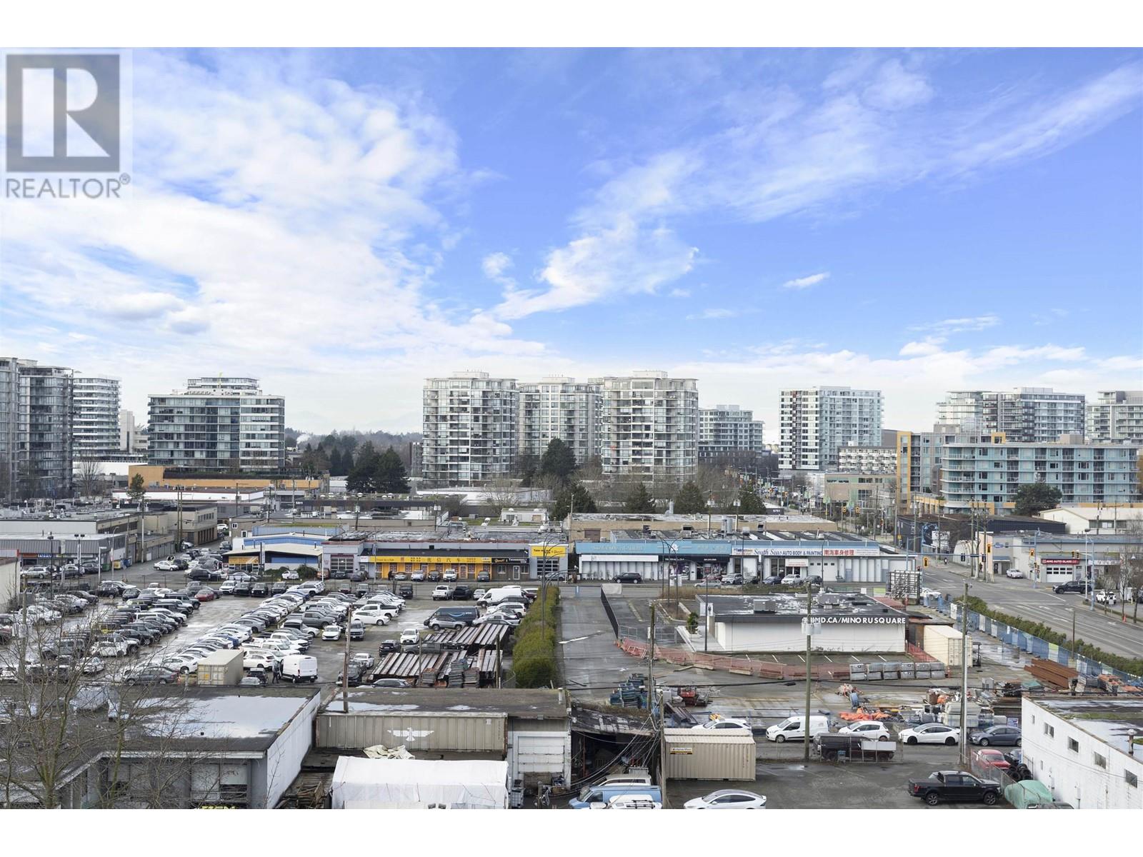 Listing Picture 24 of 30 : 909 5580 NO. 3 ROAD, Richmond / 烈治文 - 魯藝地產 Yvonne Lu Group - MLS Medallion Club Member