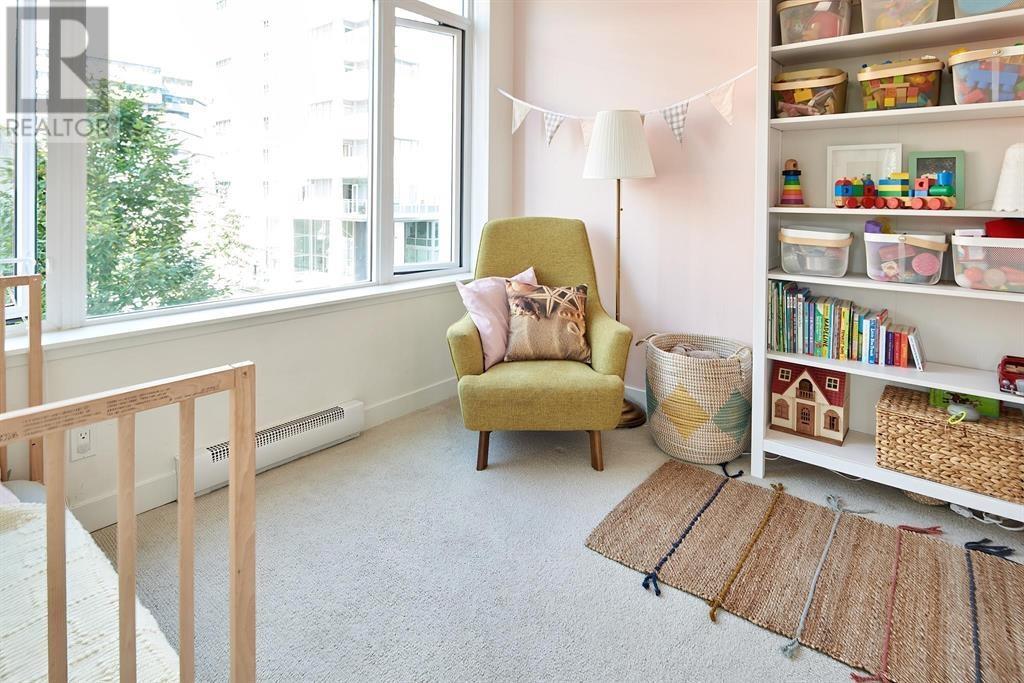 303 200 NELSON'S CRESCENT