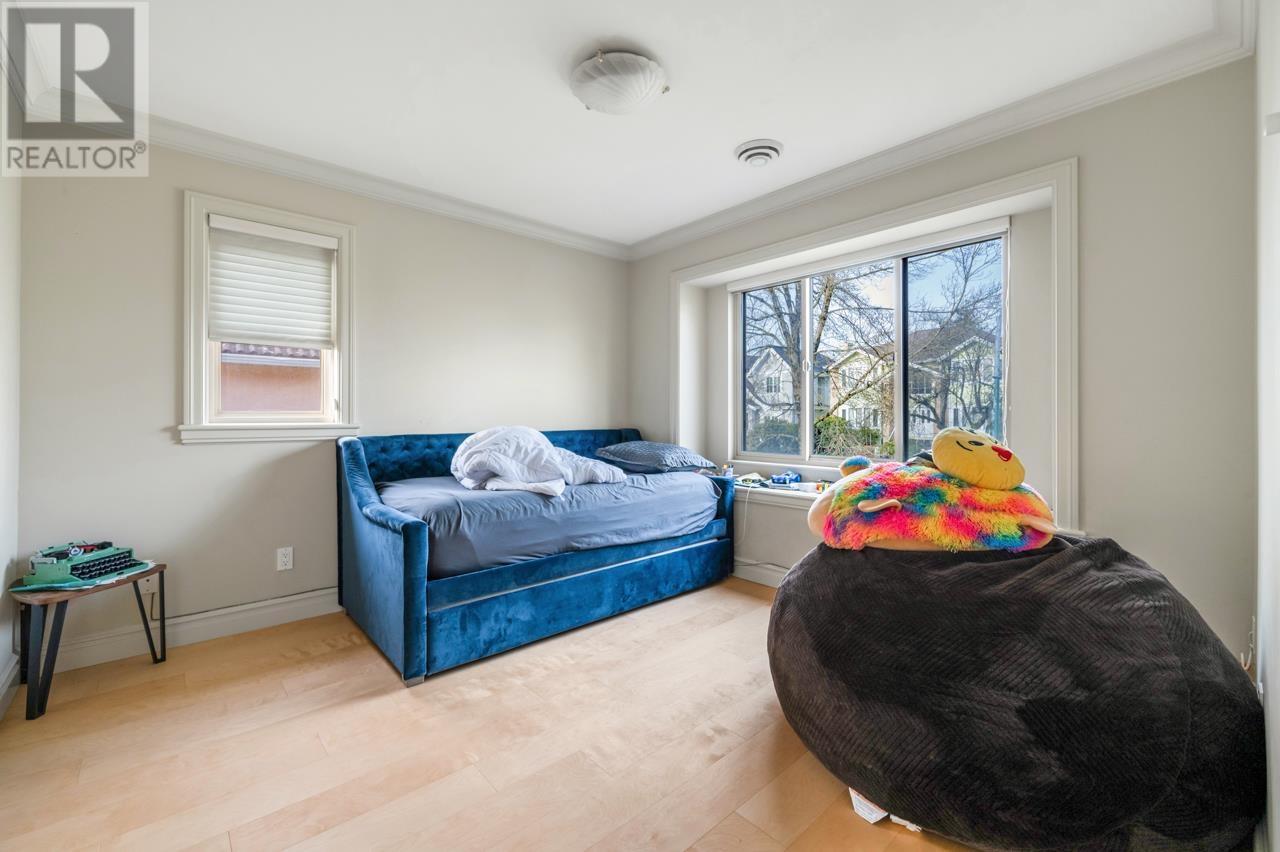 2402 W 19th Avenue, Vancouver, British Columbia  V6L 1C7 - Photo 16 - R2956613