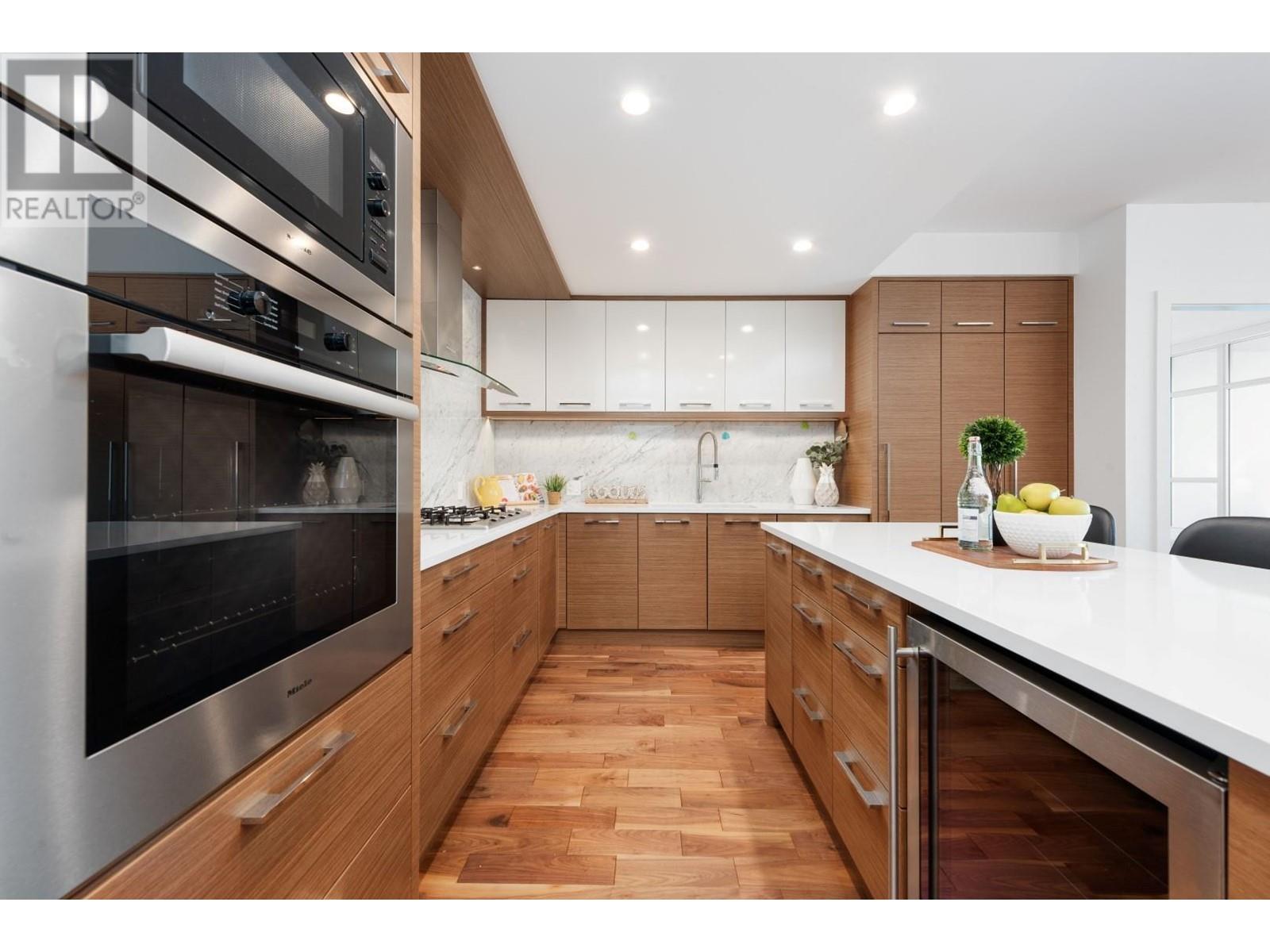 Property at 2301 4360 BERESFORD STREET image 4