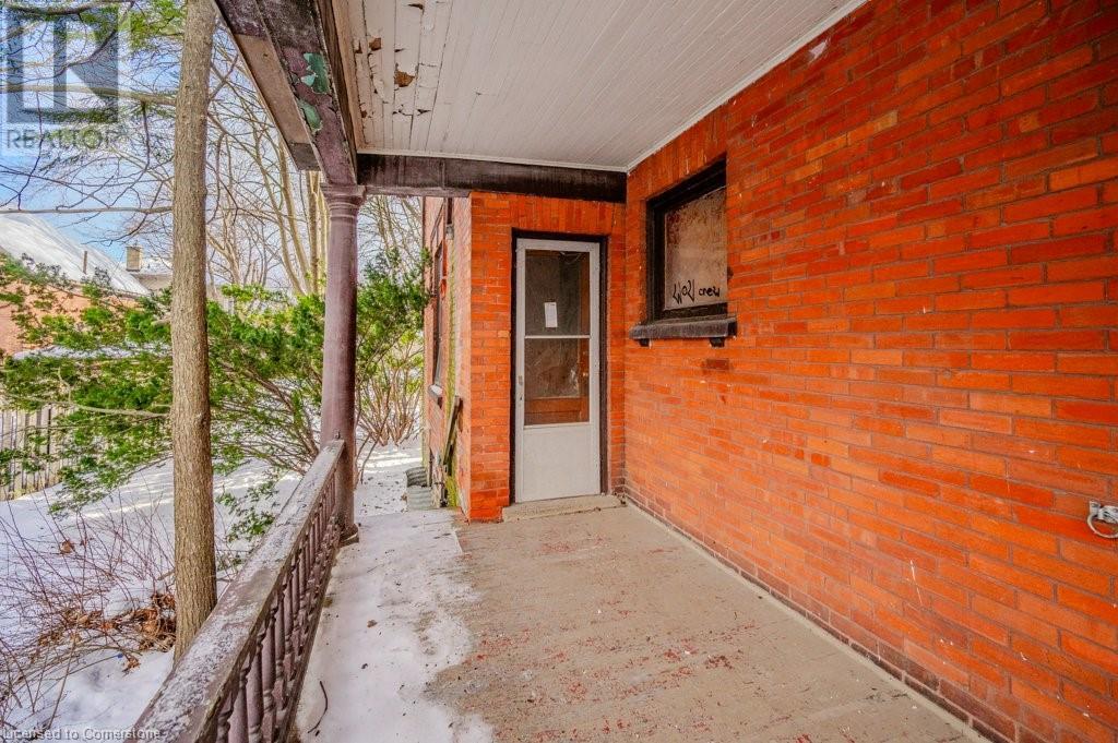 Property at 9 JOHN Street E image 4