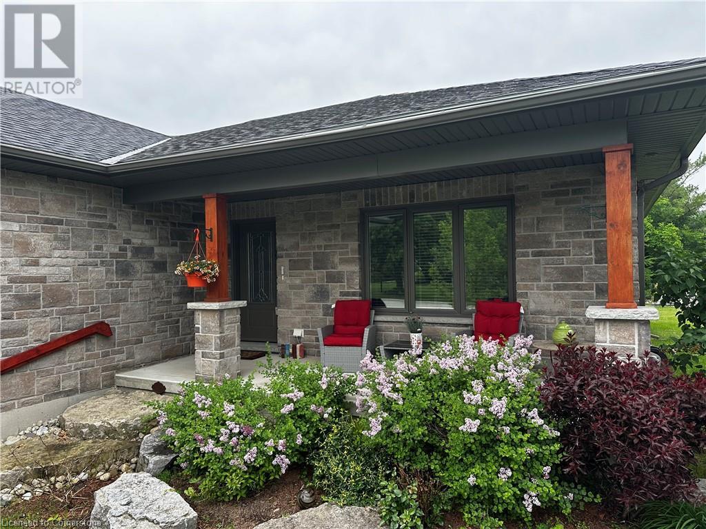 35 Ann Street N, Clifford, Ontario  N0G 1M0 - Photo 2 - 40691519