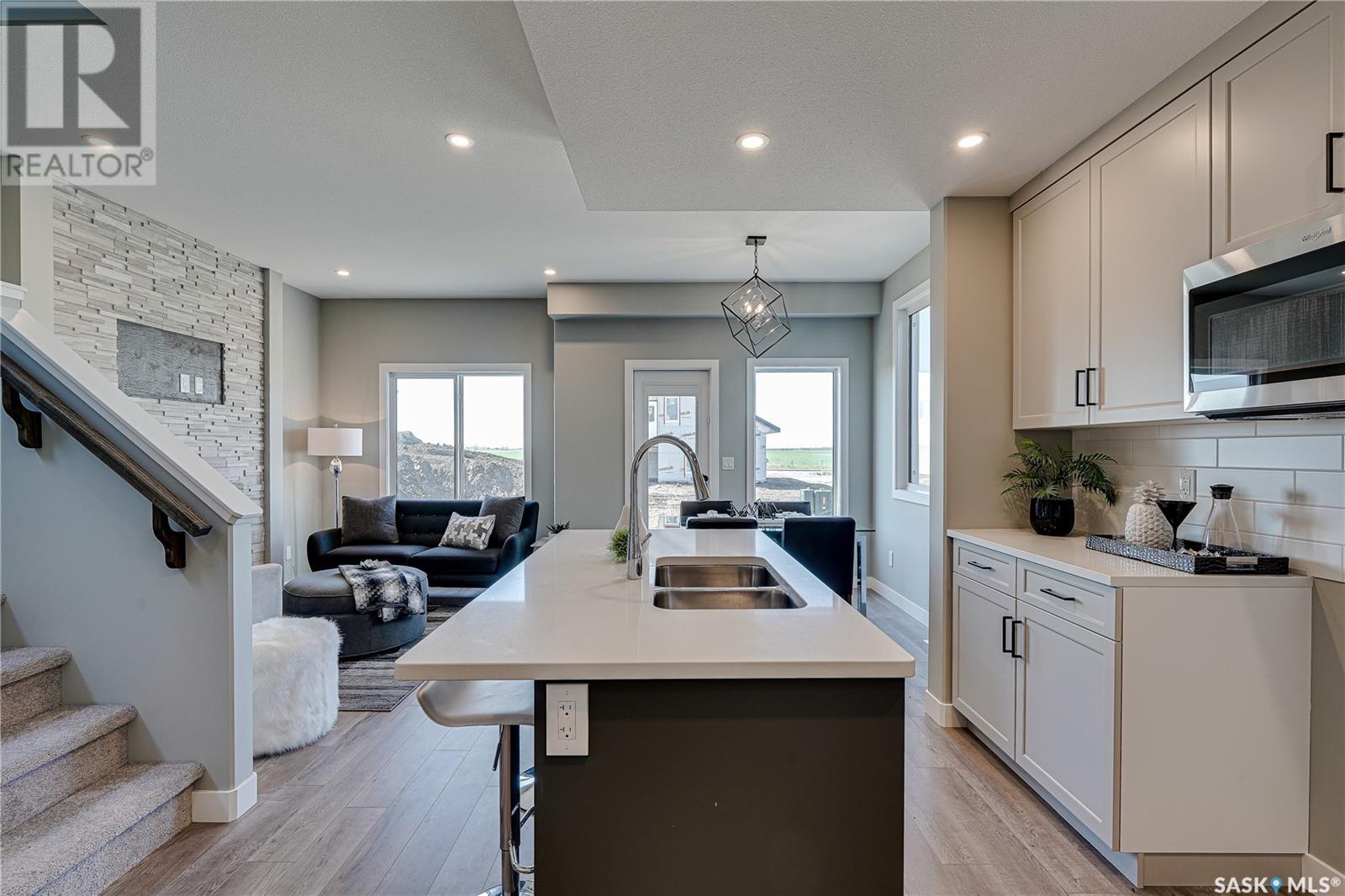 Property at 443 Doran CRESCENT image 3