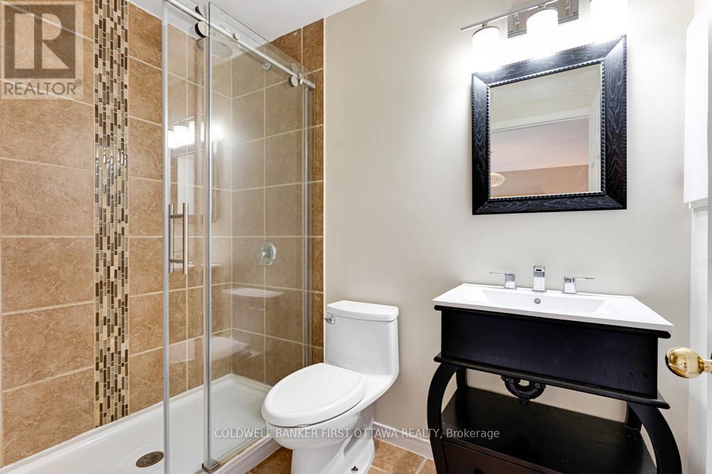 5525 Pettapiece Crescent, Ottawa, Ontario  K4M 1C6 - Photo 23 - X11936940